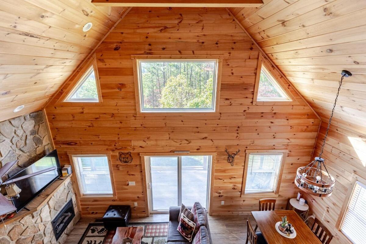 Twin Oaks Cabin ブライソン・シティ エクステリア 写真