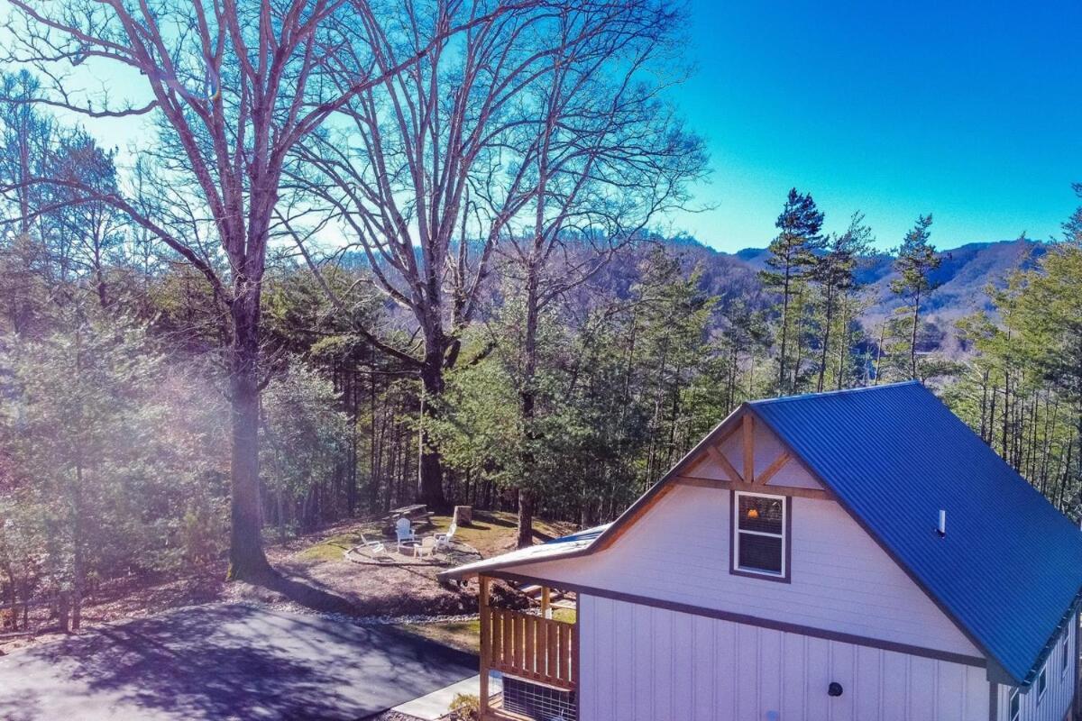 Twin Oaks Cabin ブライソン・シティ エクステリア 写真