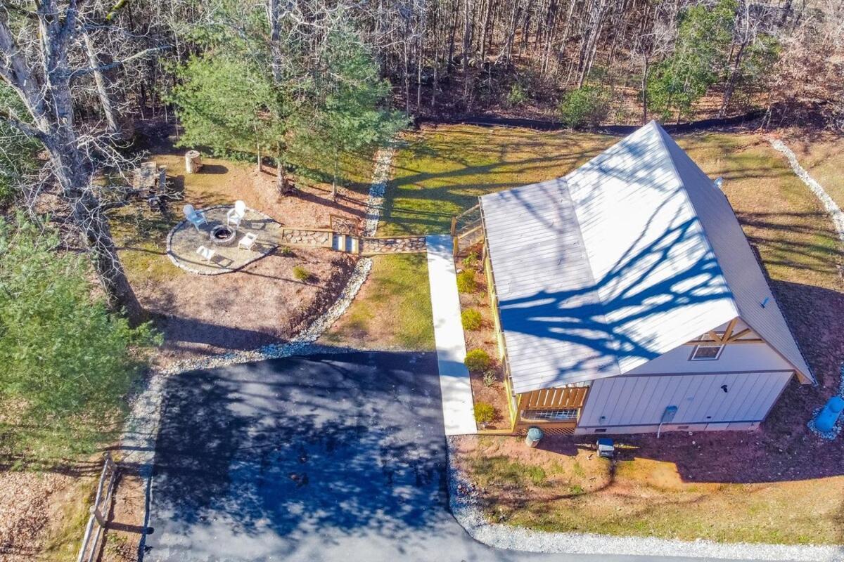 Twin Oaks Cabin ブライソン・シティ エクステリア 写真