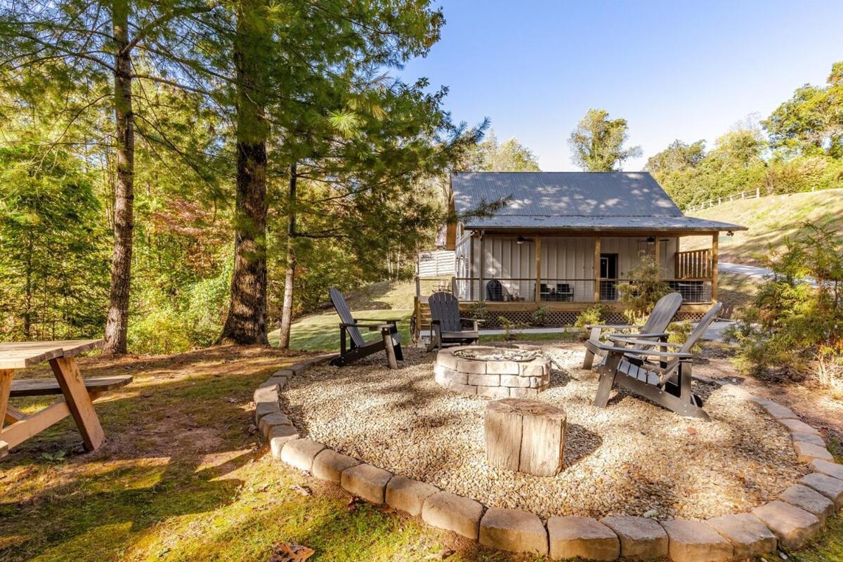 Twin Oaks Cabin ブライソン・シティ エクステリア 写真